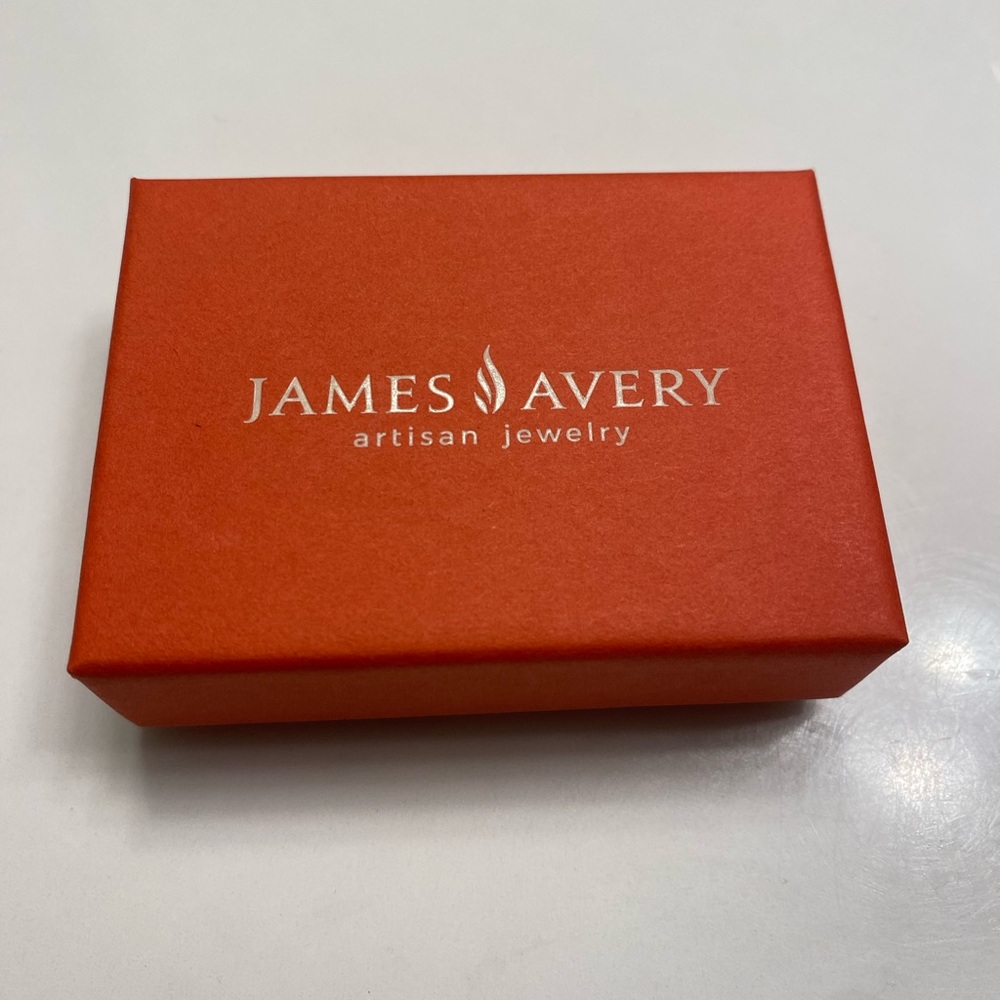James Avery jewelry box and jewelry pouch